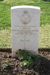 Ismailia War Memorial Cemetery - Newell, John